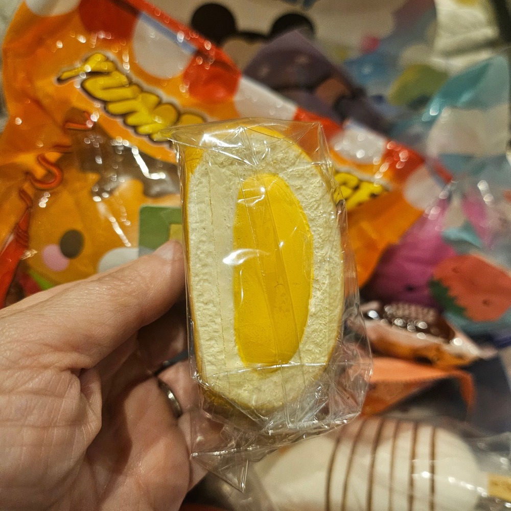 Poli Hamster Squishies Cream Bun Squishy Soft Slow Rising Orange Creme Macaron - Picture 2 of 4